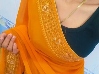 Priyaa bold's Picture